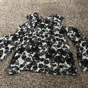 Cold shoulder top